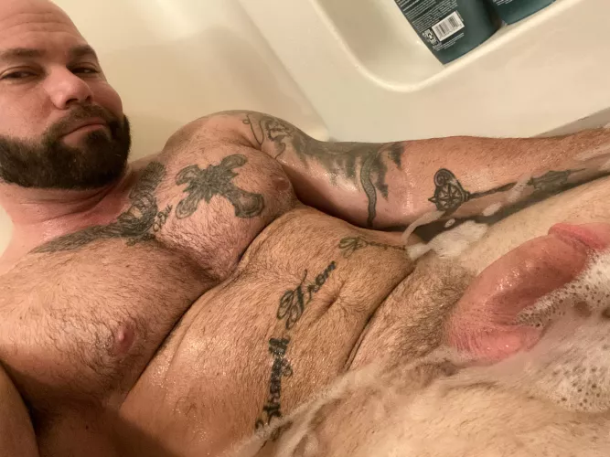 There’s room for 2 but it’s a tight fit😘