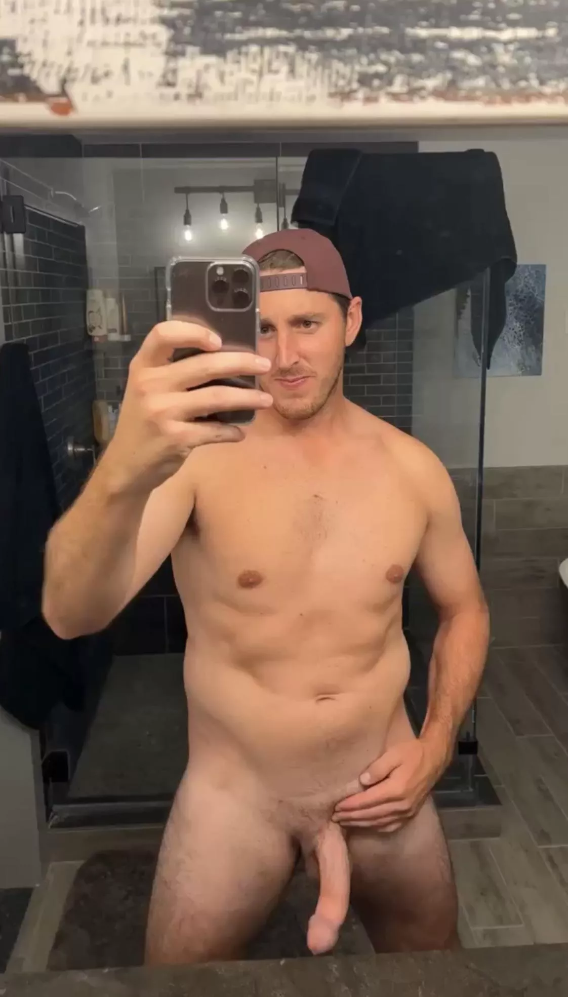 This Work Week has me like 🥱someone entertain me.