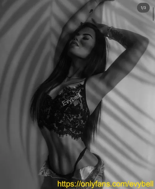 Who wants their dick sucked & cum drained?