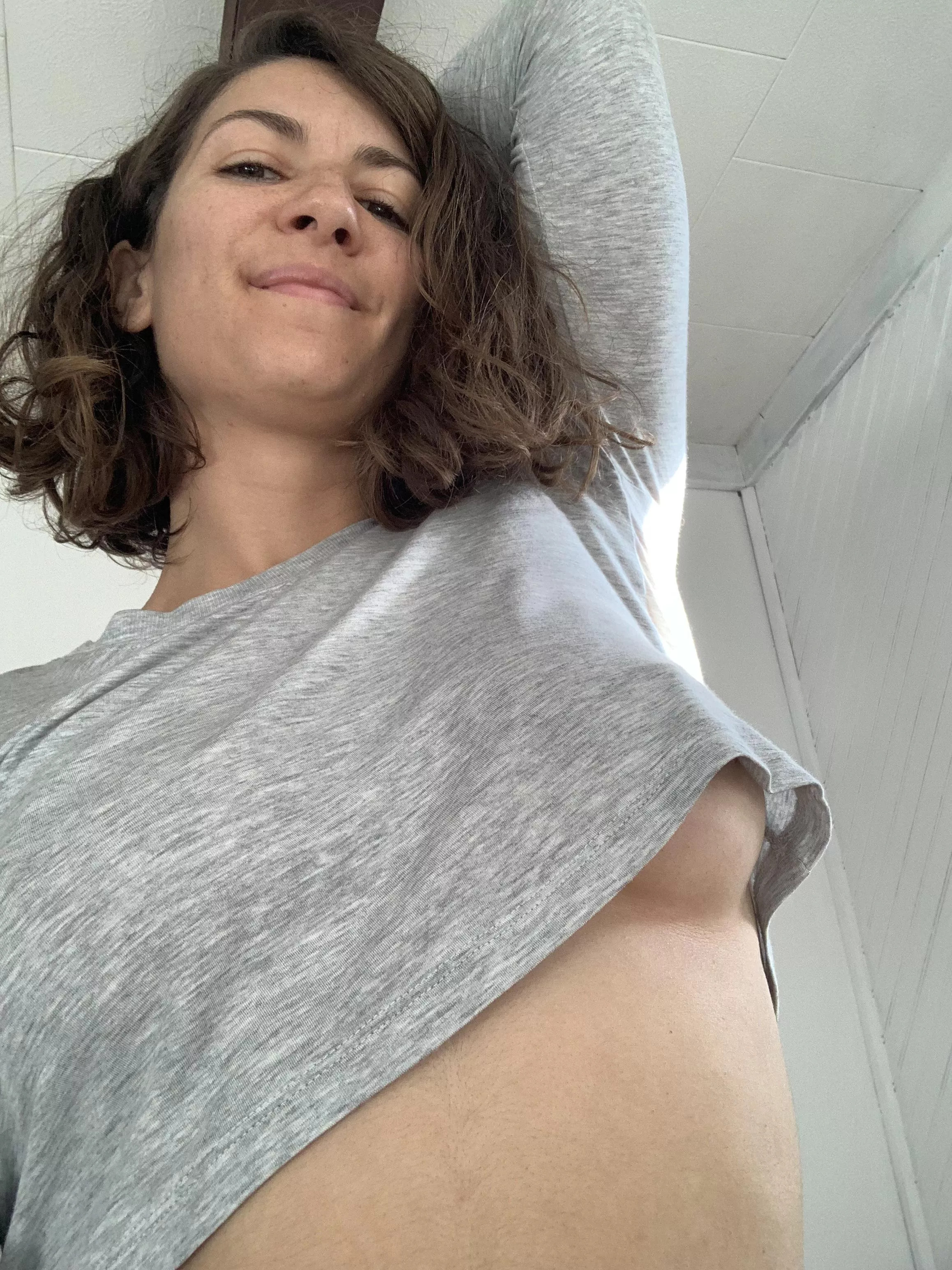 Woke up like this 💁🏻‍♀️ [F]