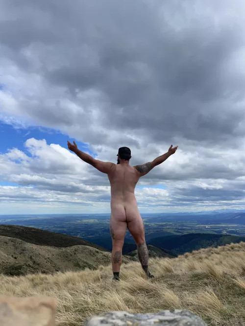 Would you join (m)e on a hike?