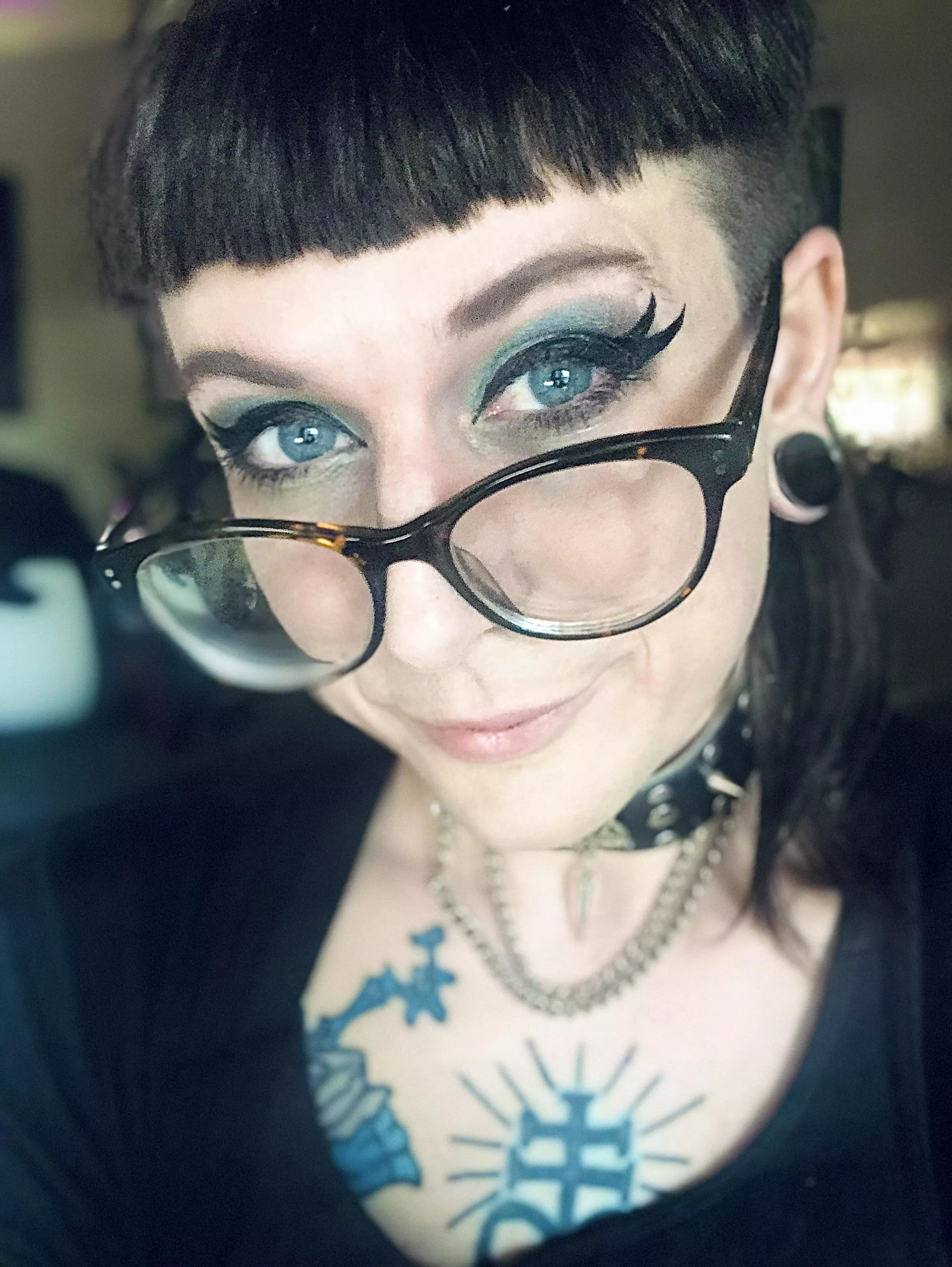 Would you take me on a date?