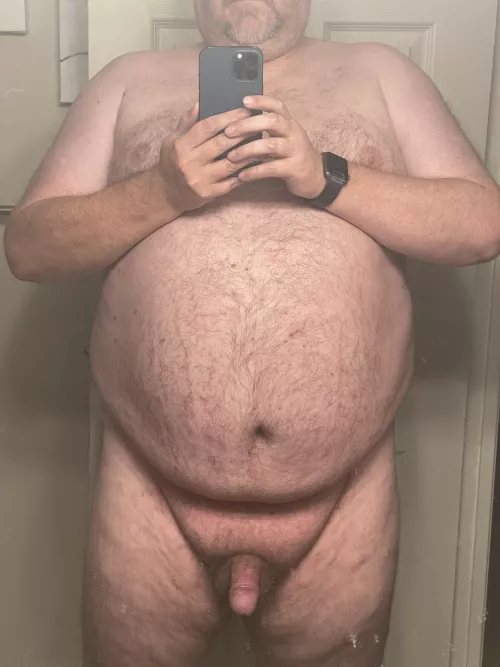 49M. Fresh pic. Now I’m laying in bed naked waiting for you.