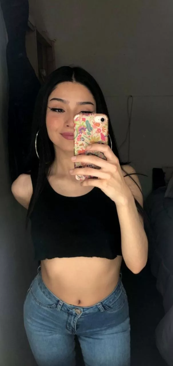 50 upvotes and u get a proof that I wear nothing underneath