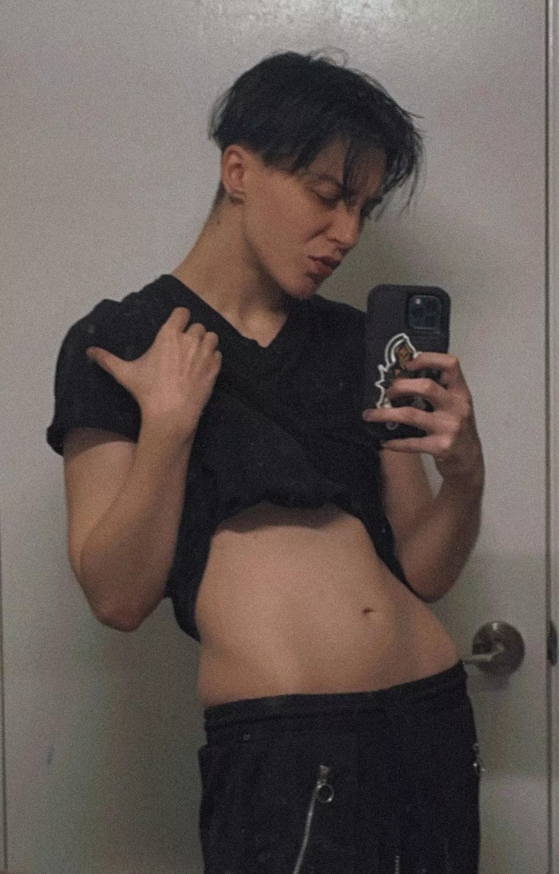 Am I your type? be honest 🖤