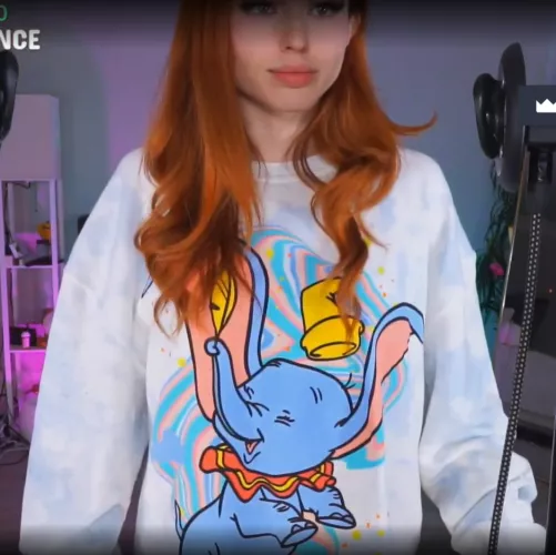 Amouranth's Dumbo sweater is SO cute... where did she get it?