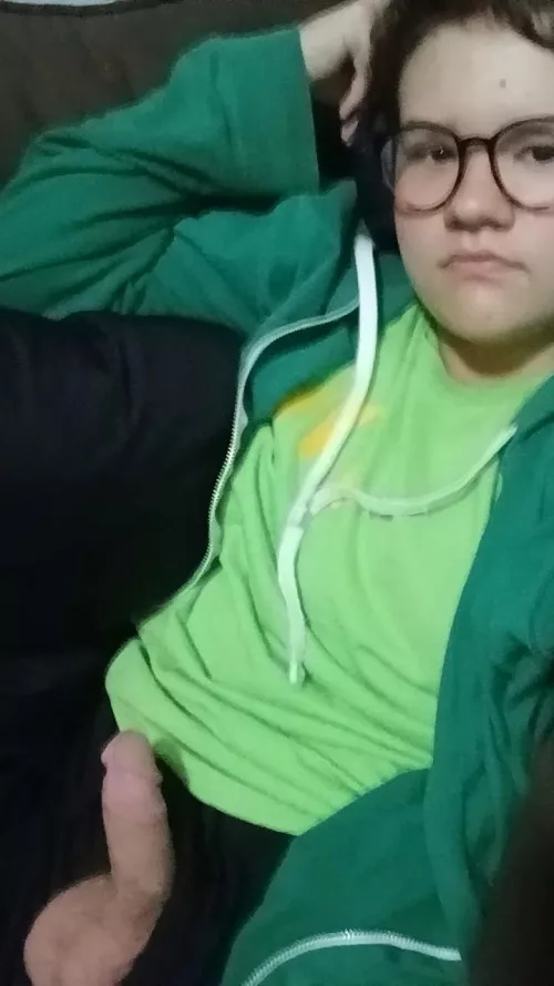 Anyone feel like DMing..? (18)