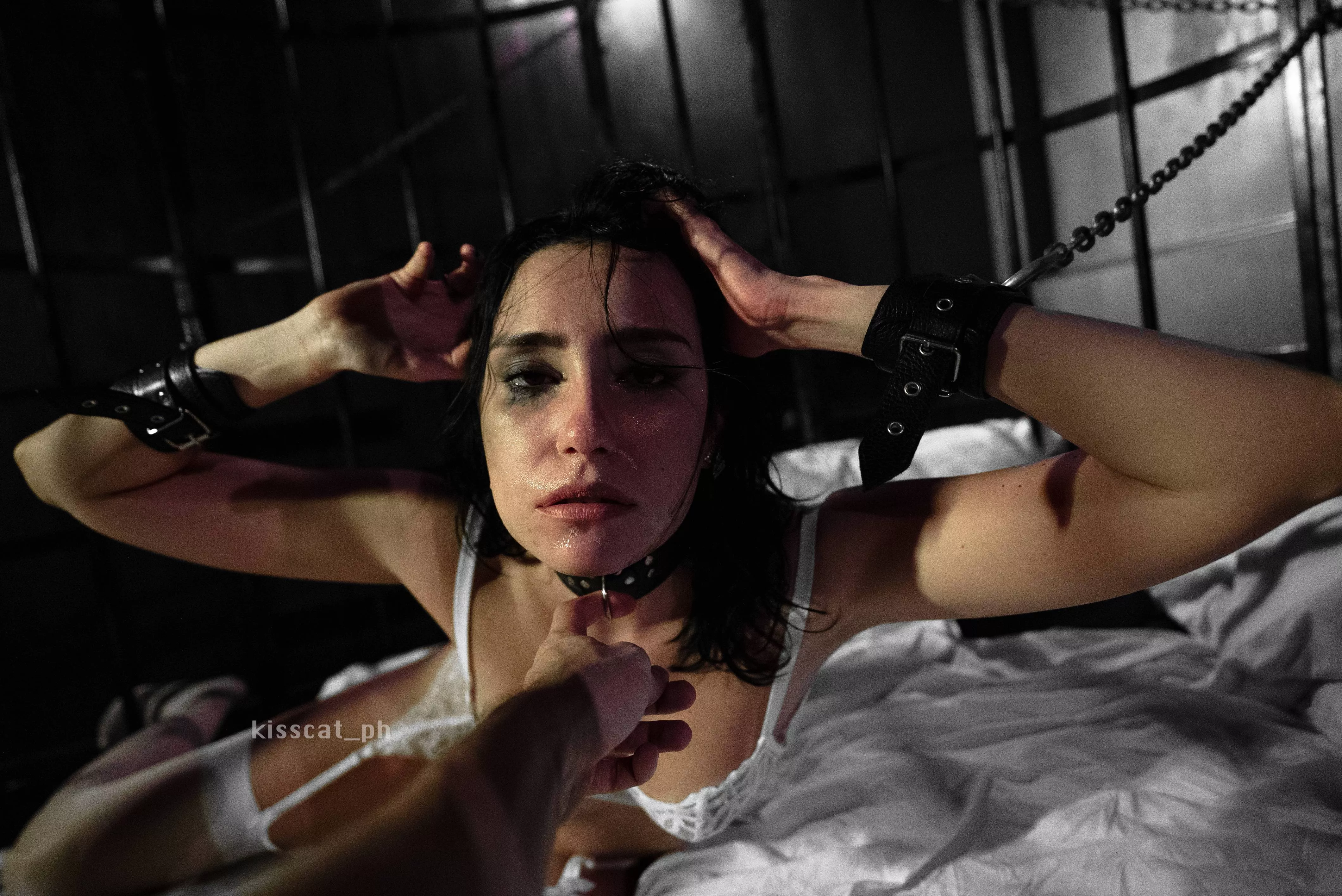 Can you use me like a helpless doll [F]