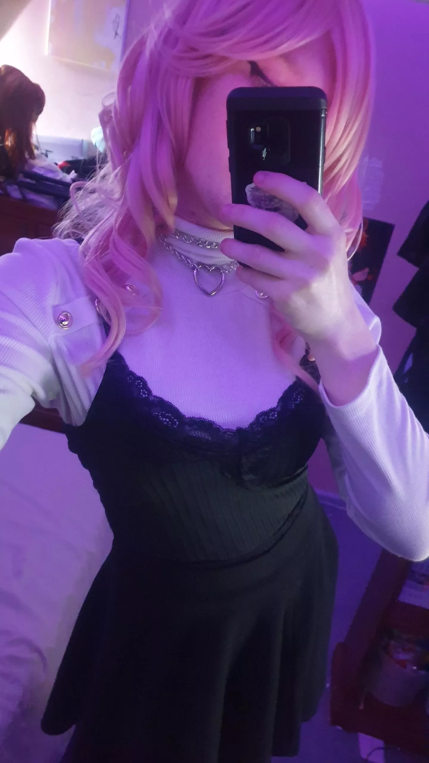 Come here! I got to have a little word woth you! 🥰