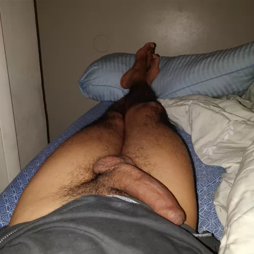 Come open up my hood.