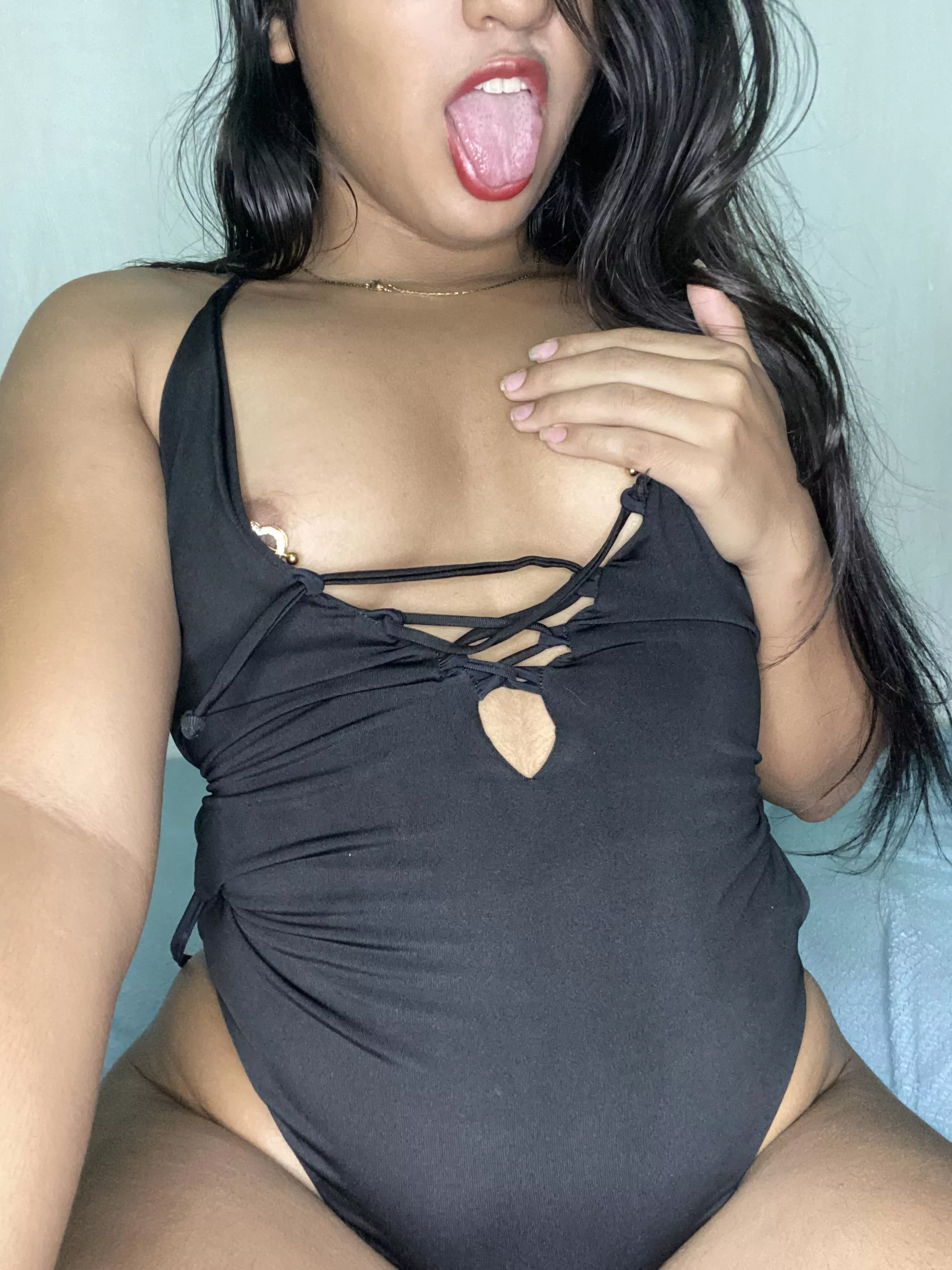 cute baby come to lick you 😏