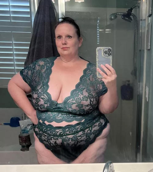 Dont let the sweet innocent look fool you.... I can be wild..... when I wanna be