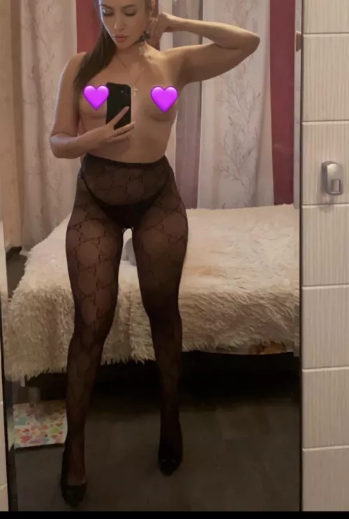 Elina (@elinaaa_3333) [Instagram]