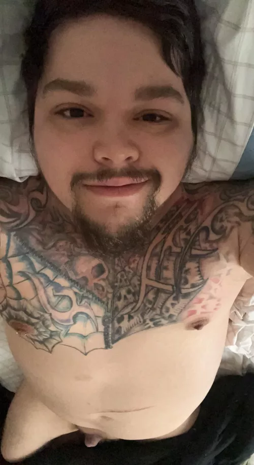 Good morning! I always sleep nude and I love the share my mornin’ softy! ;)