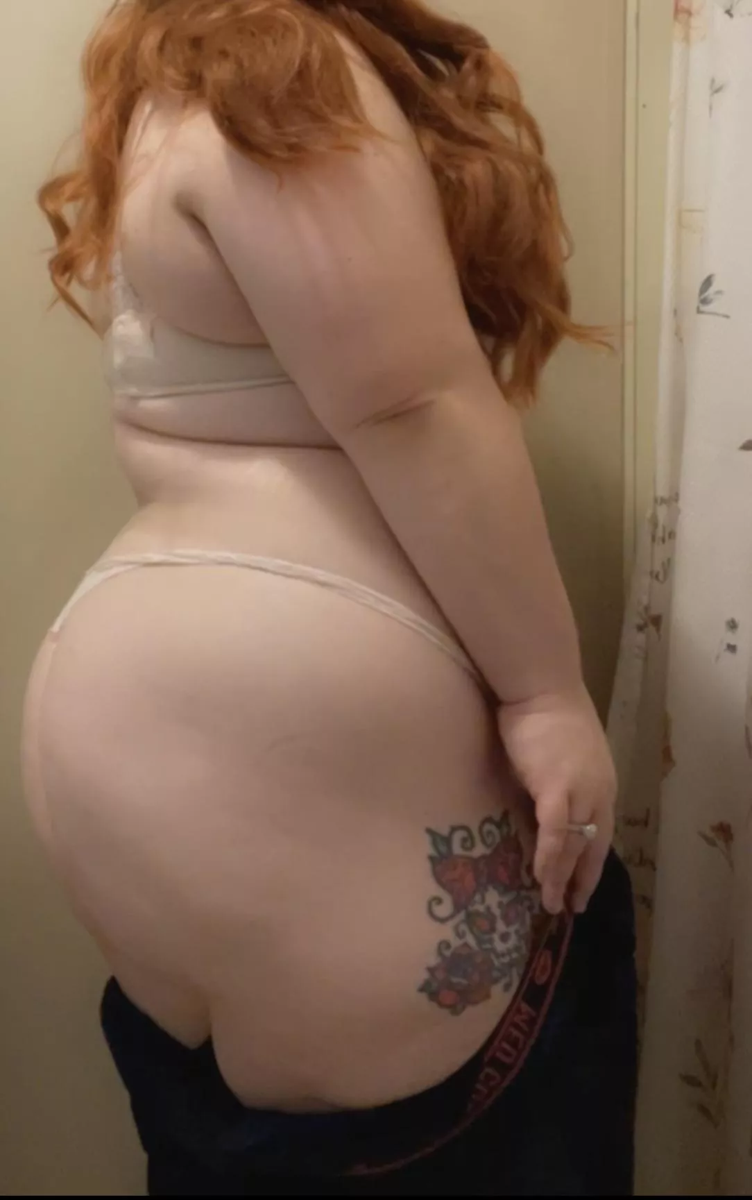 Happy wagon Wednesday in scrubs! 🥰😘