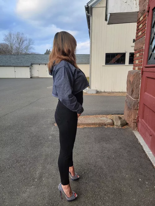 Hey losve been awhile!