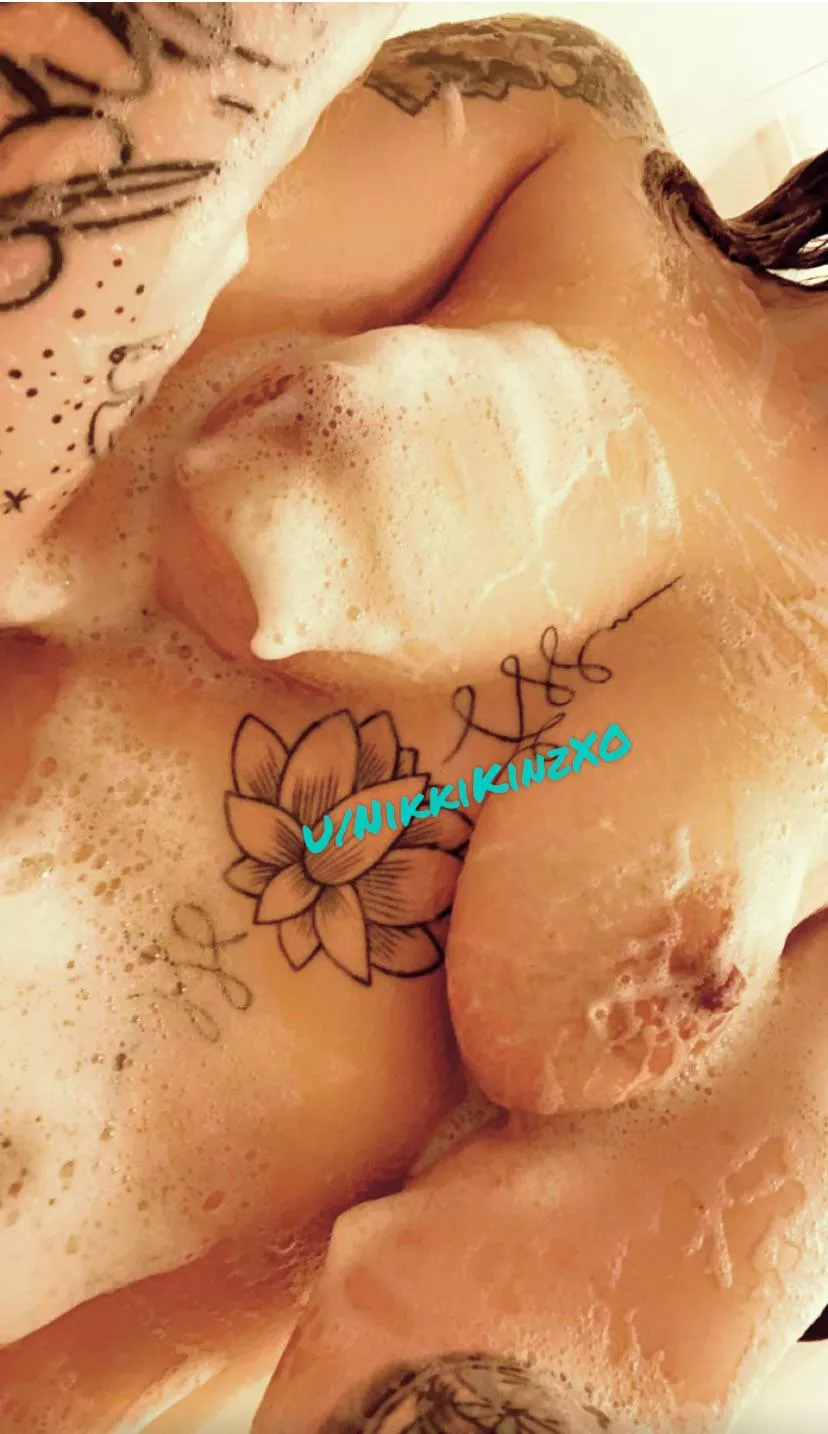 Hope u all enjoy my soapy titties 😘