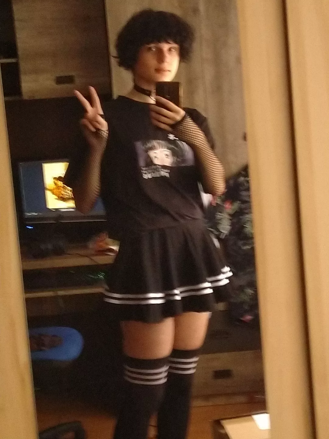 I don't usually post photos with my face uncovered, but I'm in a really good mood today ^^