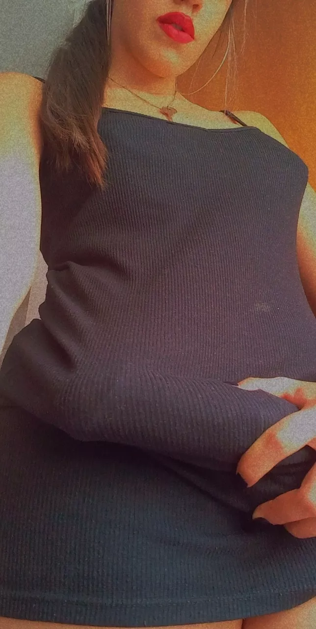 I love to see your stupid face of pleasure on the floor. I want to know your inches 👇🏼