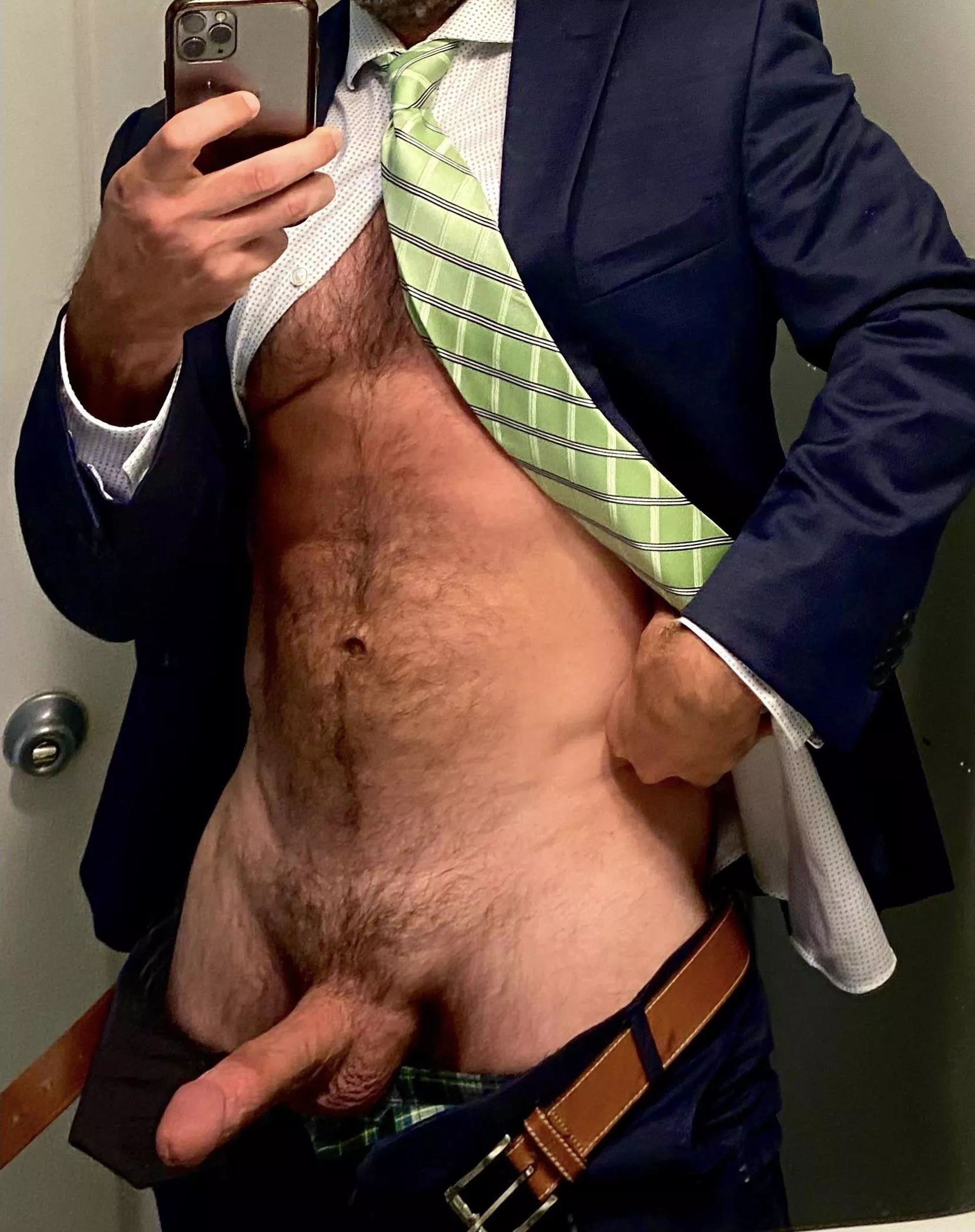 I’m looking to hire a naughty assistant. Must be willing to stay late and follow orders(45)