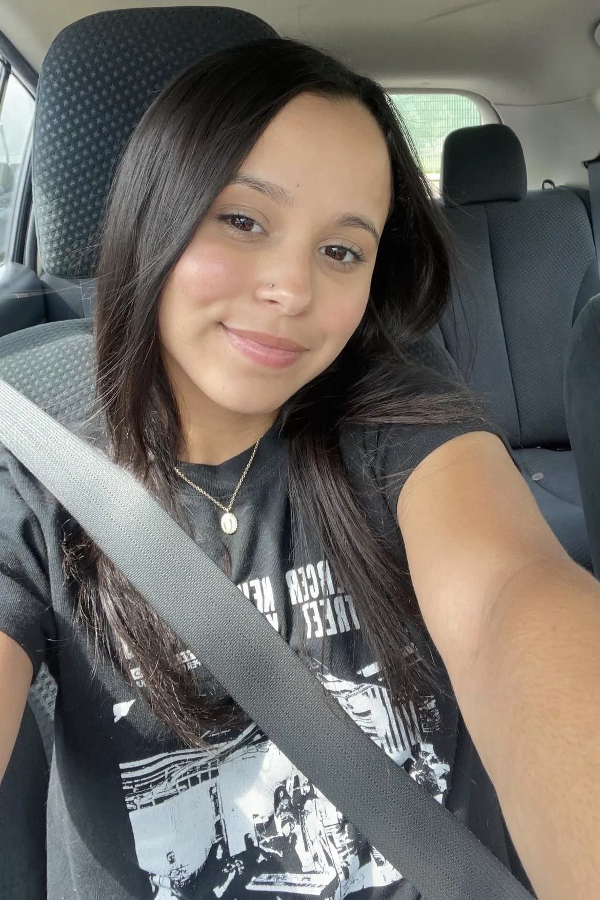 Irtr 19yo hottie😇