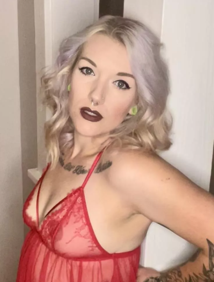 Is red your favorite color too?