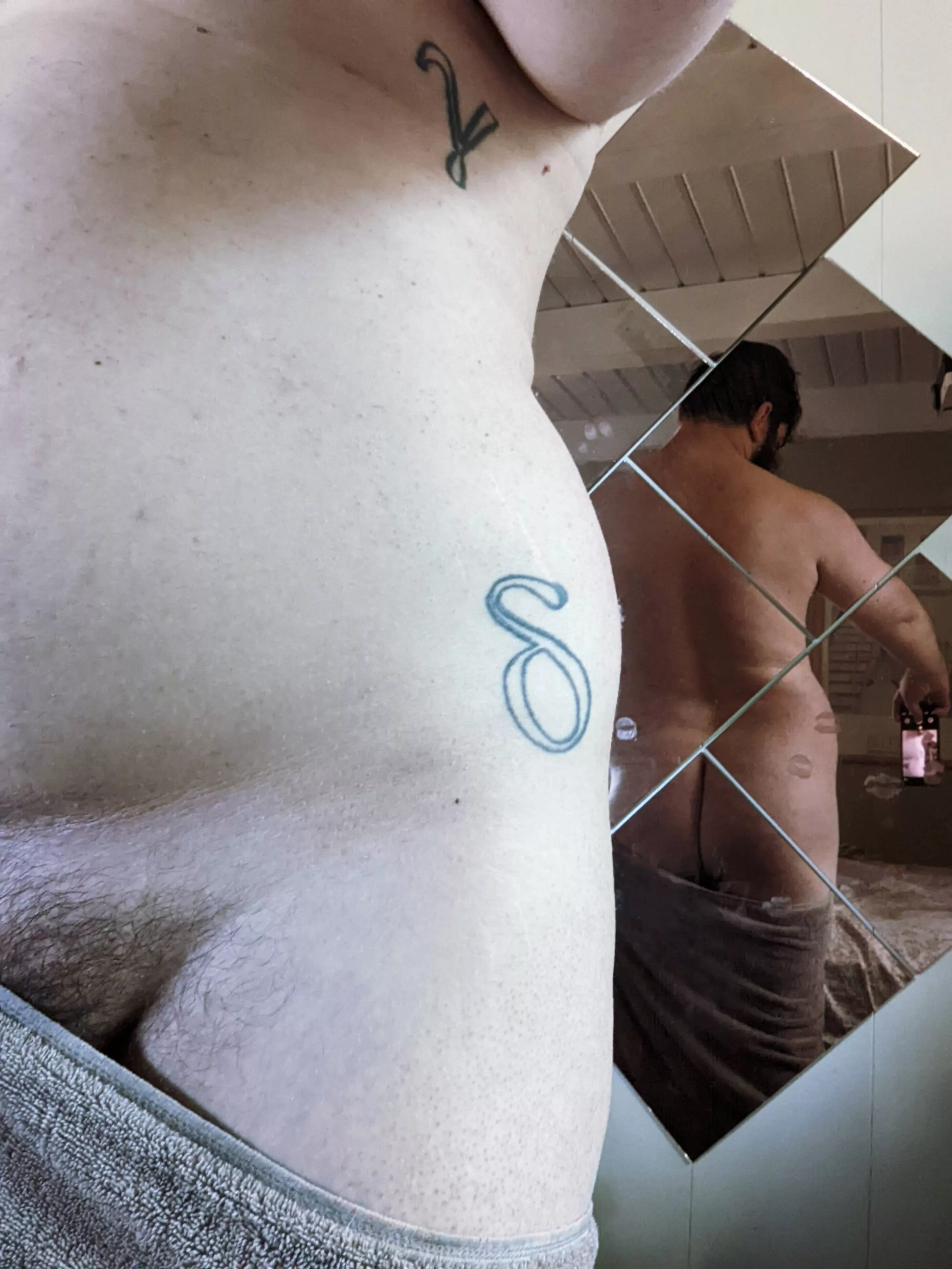 Kisses on the mirror dont hit the same... Help?