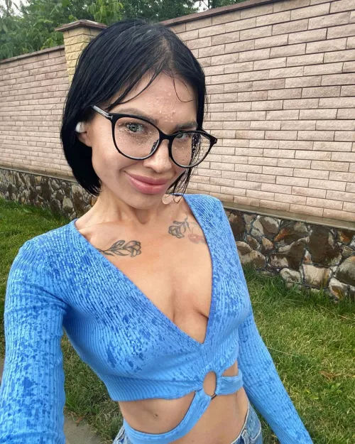 Like if you would knock me up. I wanna fuck a random redditor