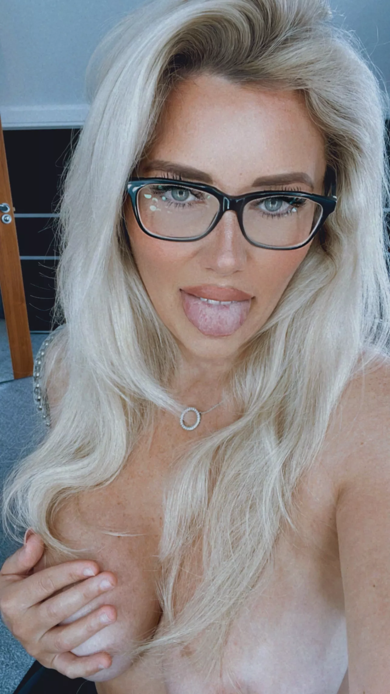 like my glasses babe