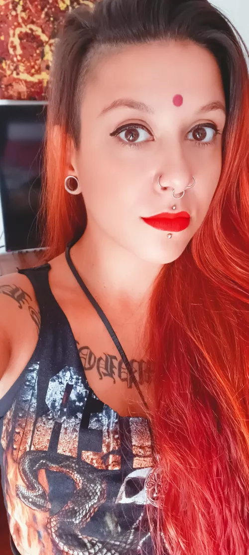 Listening to some violent Analepsy atm. Go check them out if you dare😈