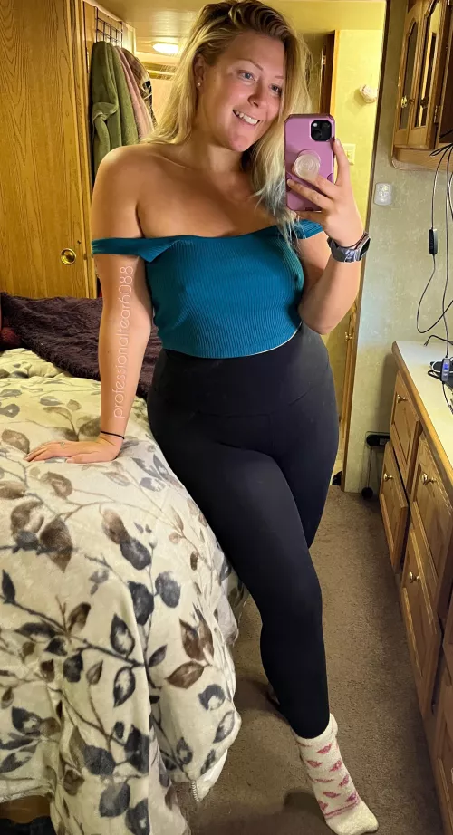 Love me some off the shoulder