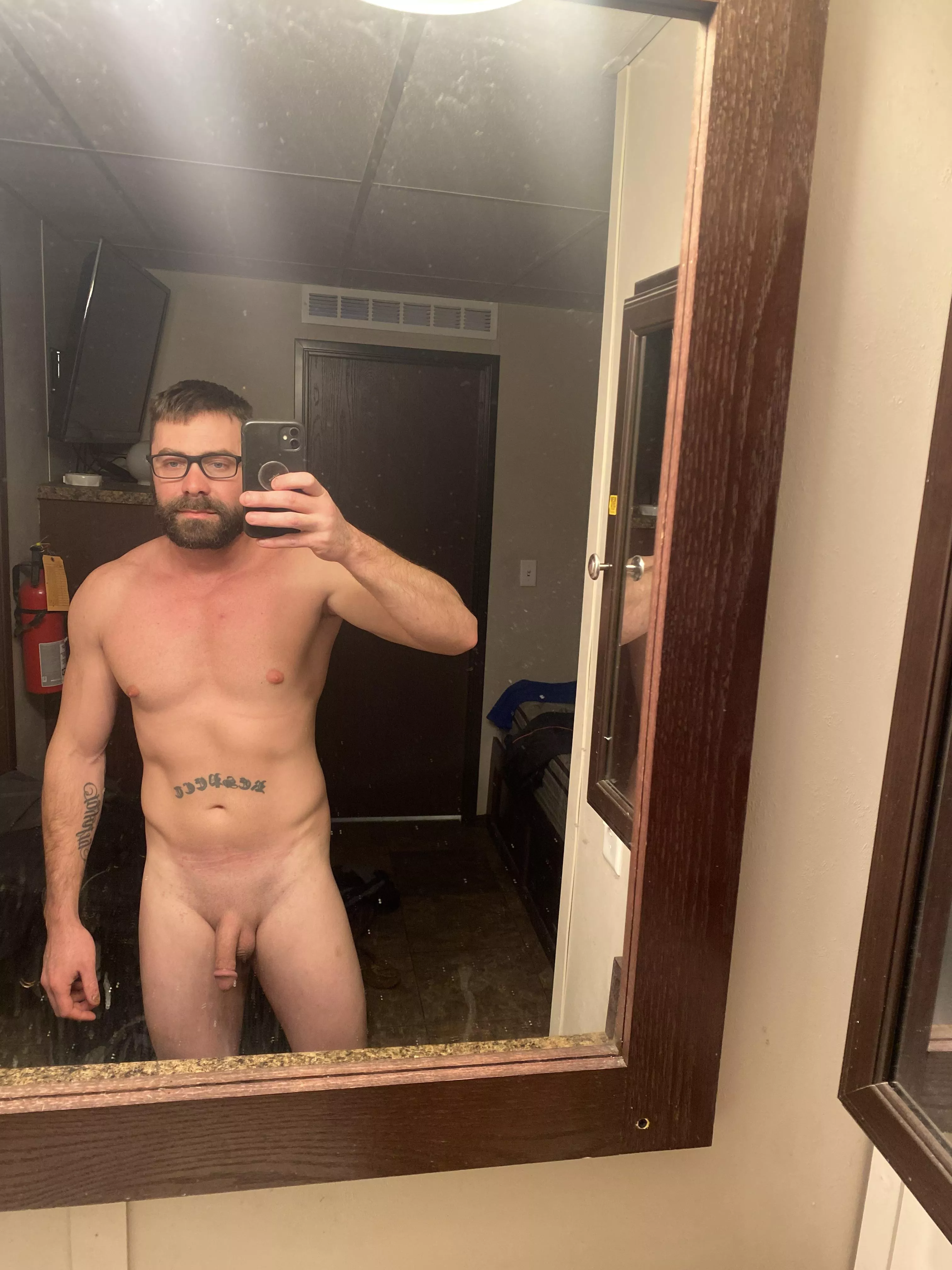 M 33 6’ 200ish lbs
