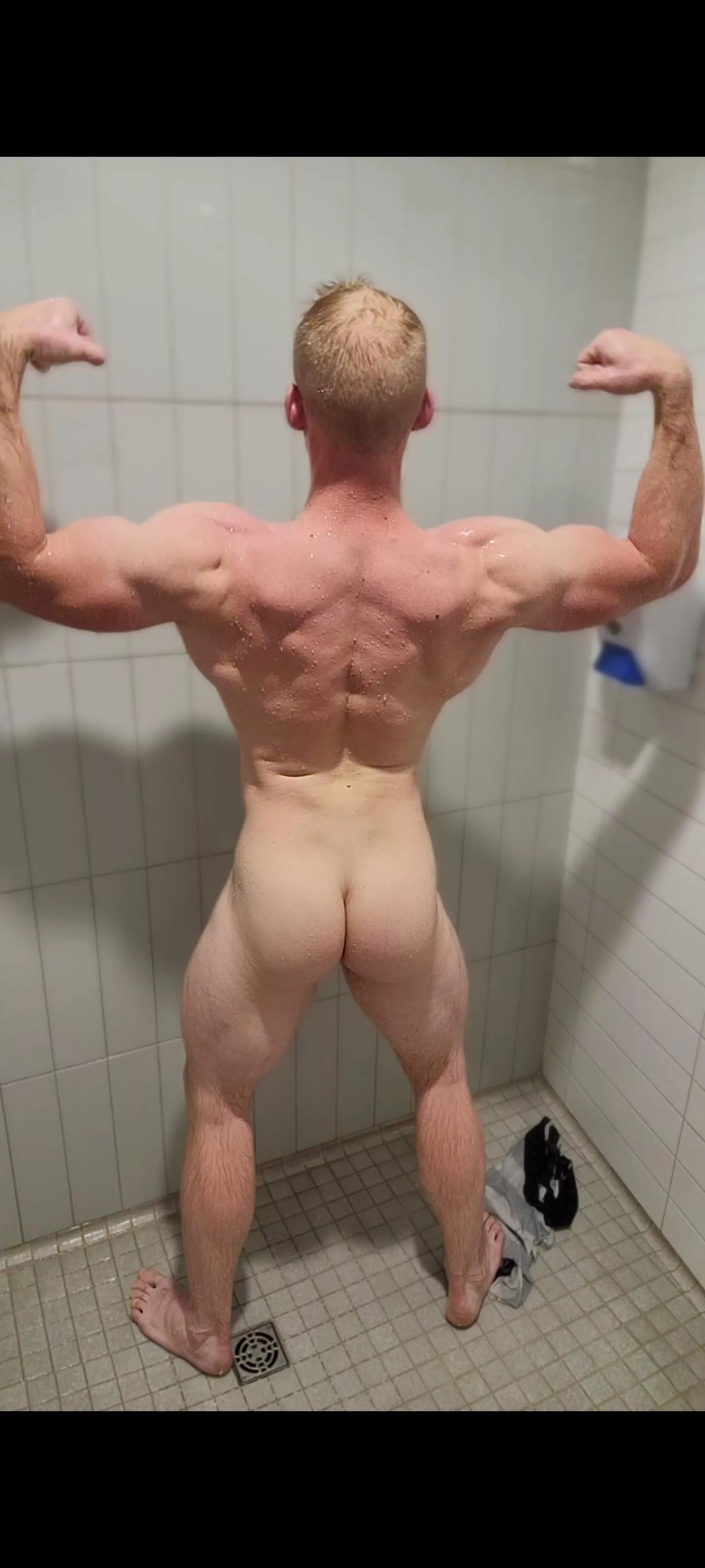 [m] back gains loading