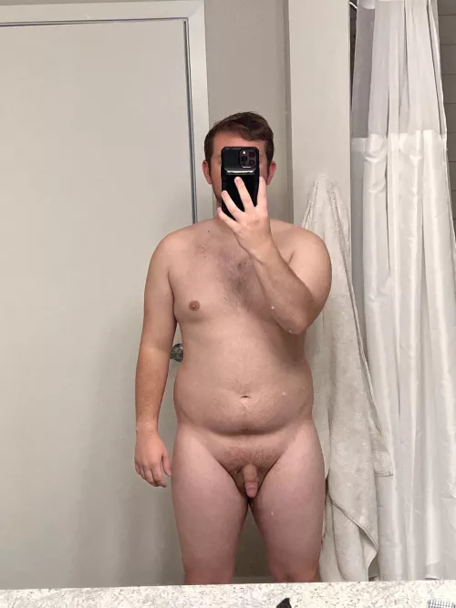 (M)22 please tell me what you think and maybe some advice on how I can improve:)