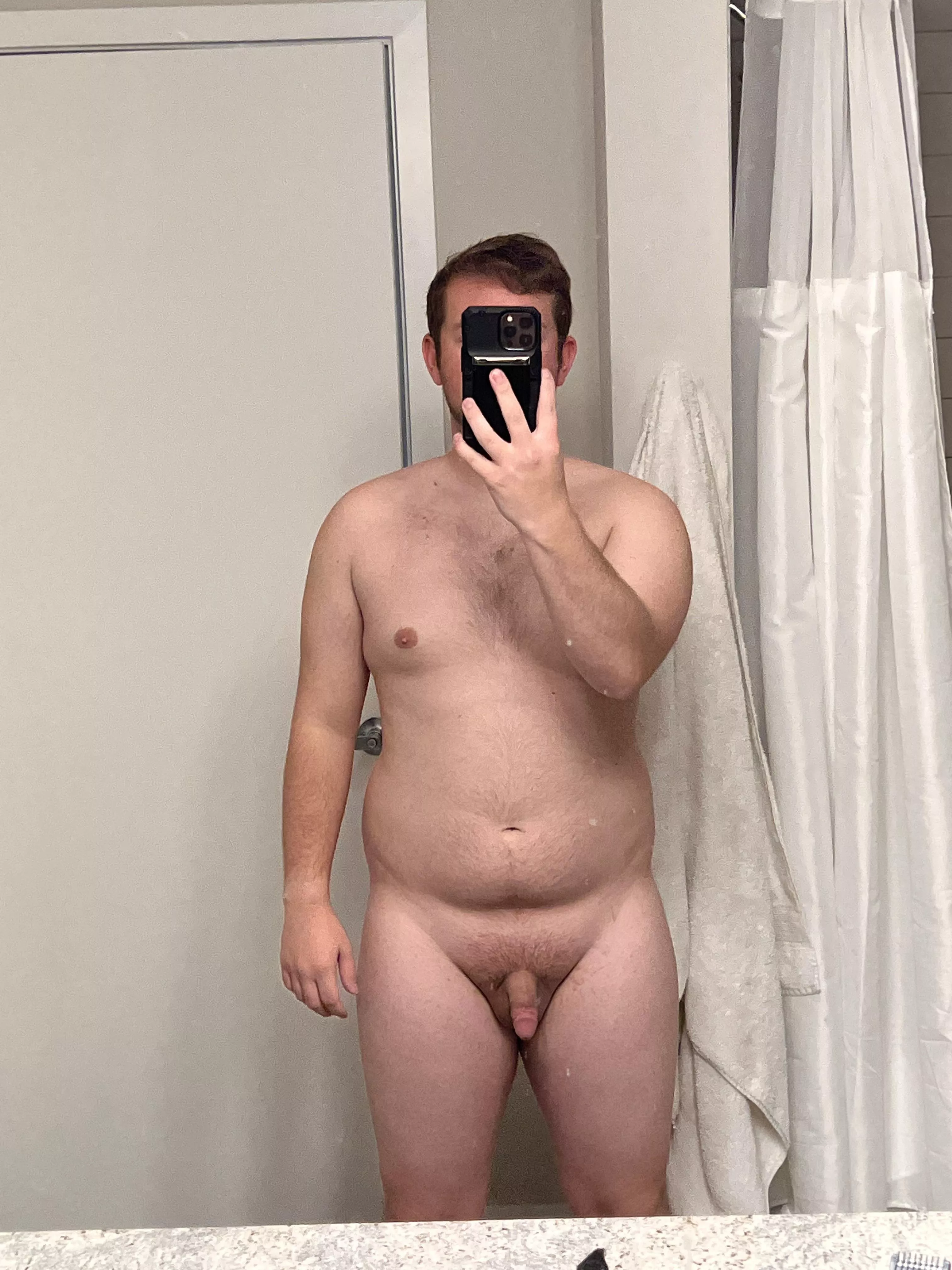 (M)22 please tell me what you think and maybe some advice on how I can improve:)