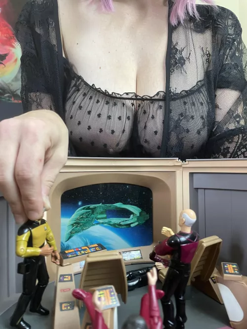 Mature Moms can still like action figures. Uh huh! Is so!