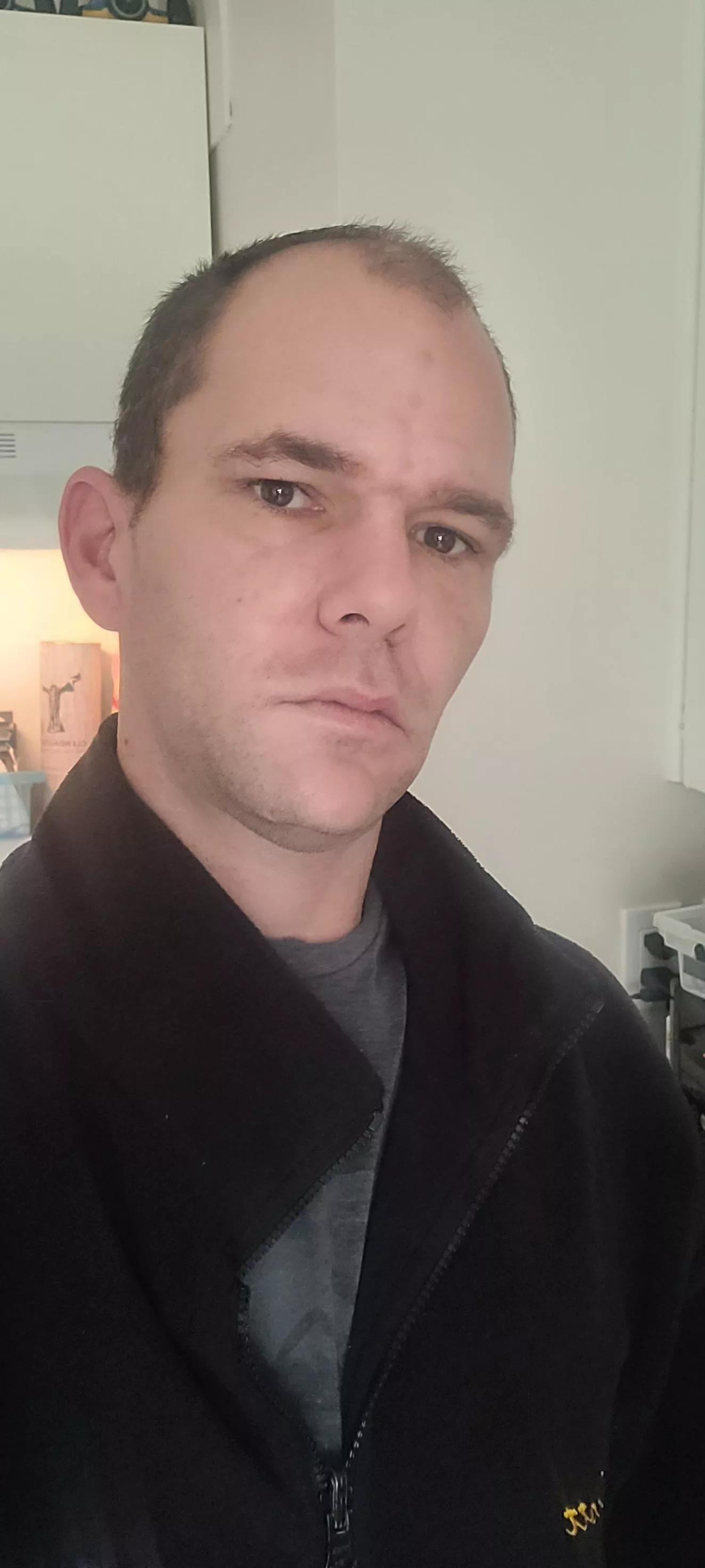 (M)(F) for naughty party for his birthday looking for couples or females