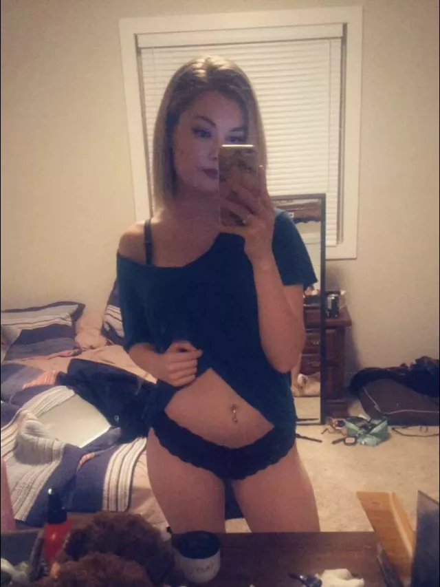 mirror selfies xo 19f