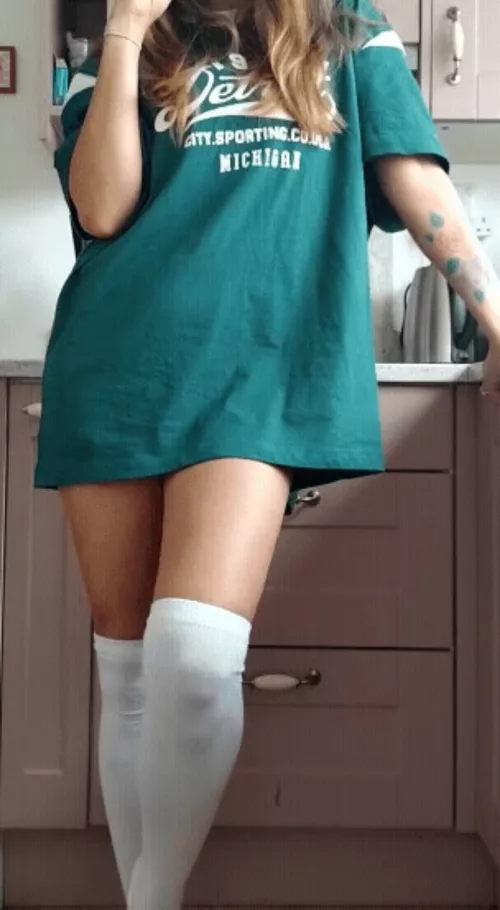 mom and bored as fuck