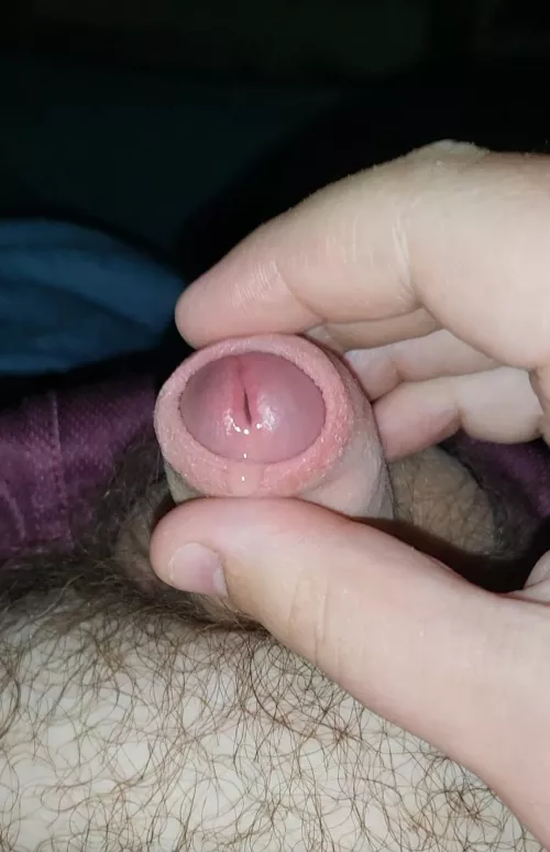My cock is so wet 😩
