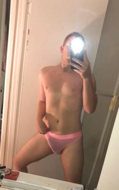 my favorite pink VS pair💕