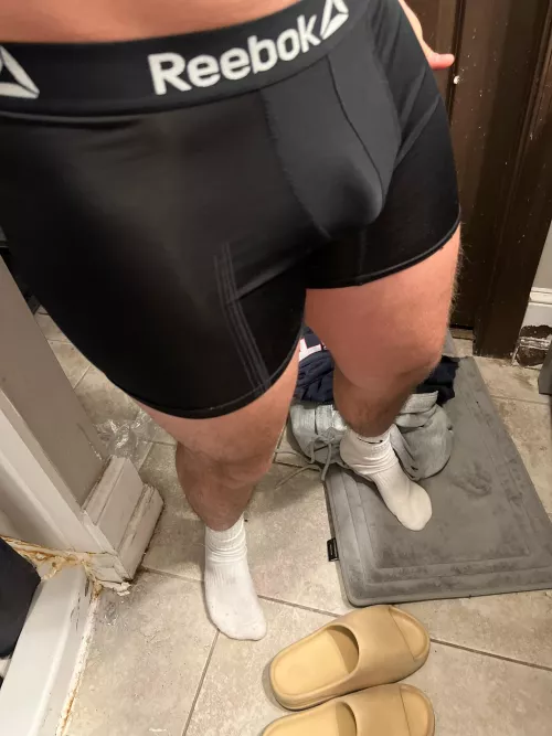 My first post here! Right before my shower😏