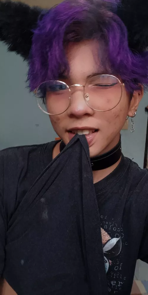 my hair is purple, wonder what else is🤔.. jk