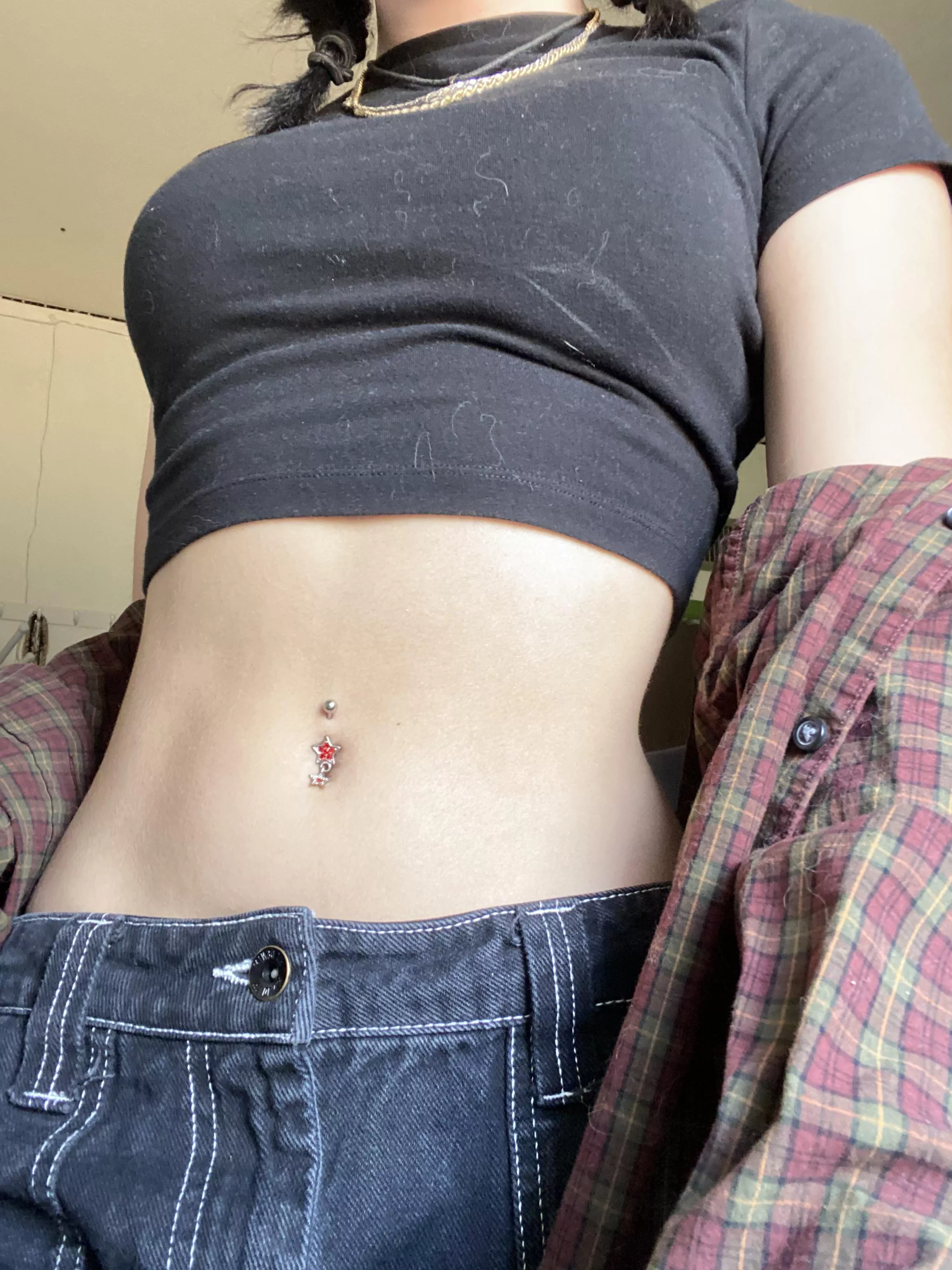 My kitty got hair all over my shirt ;(