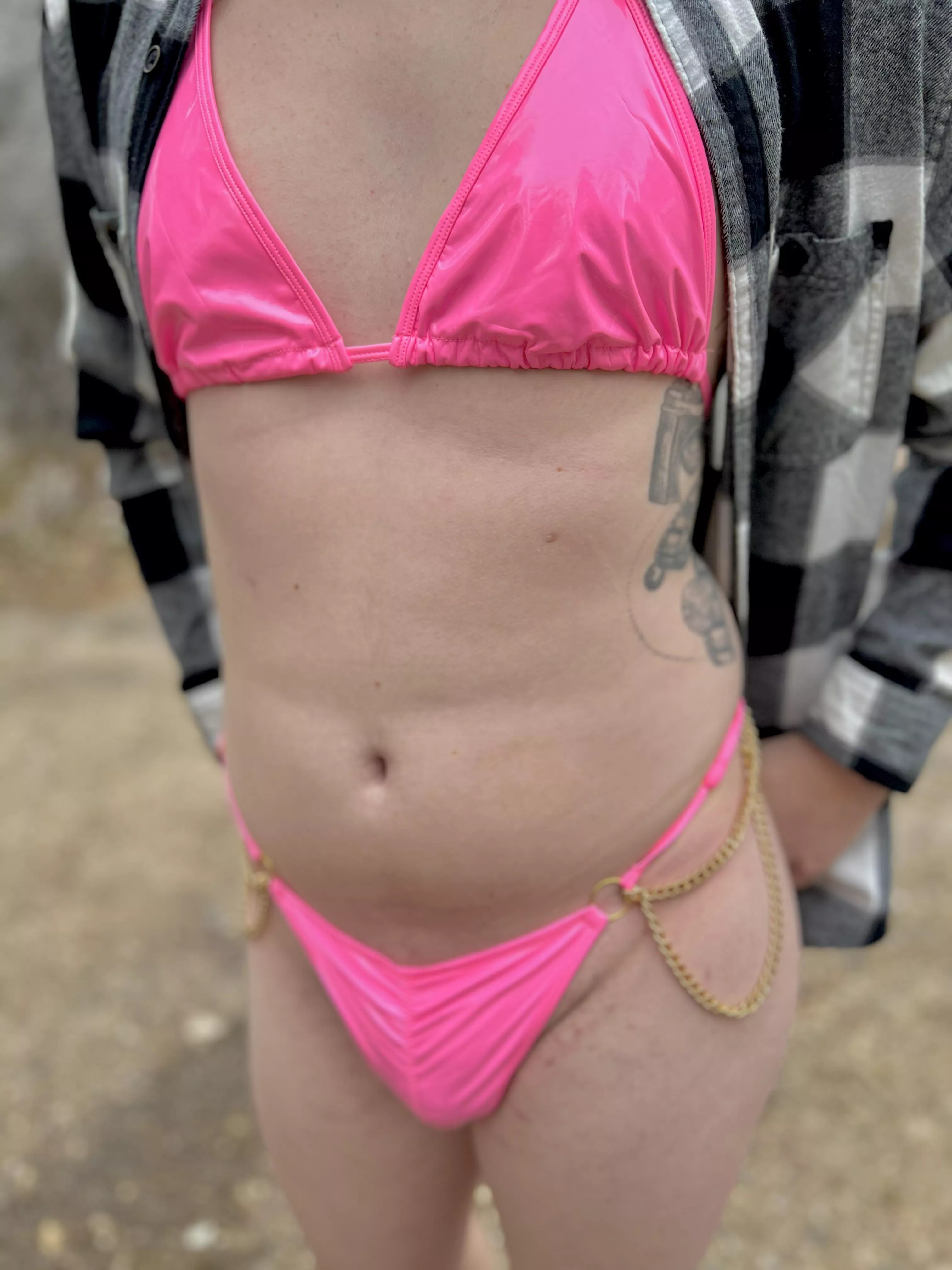 My mistress forced me out into public in this outfit while it was snowing⛄️