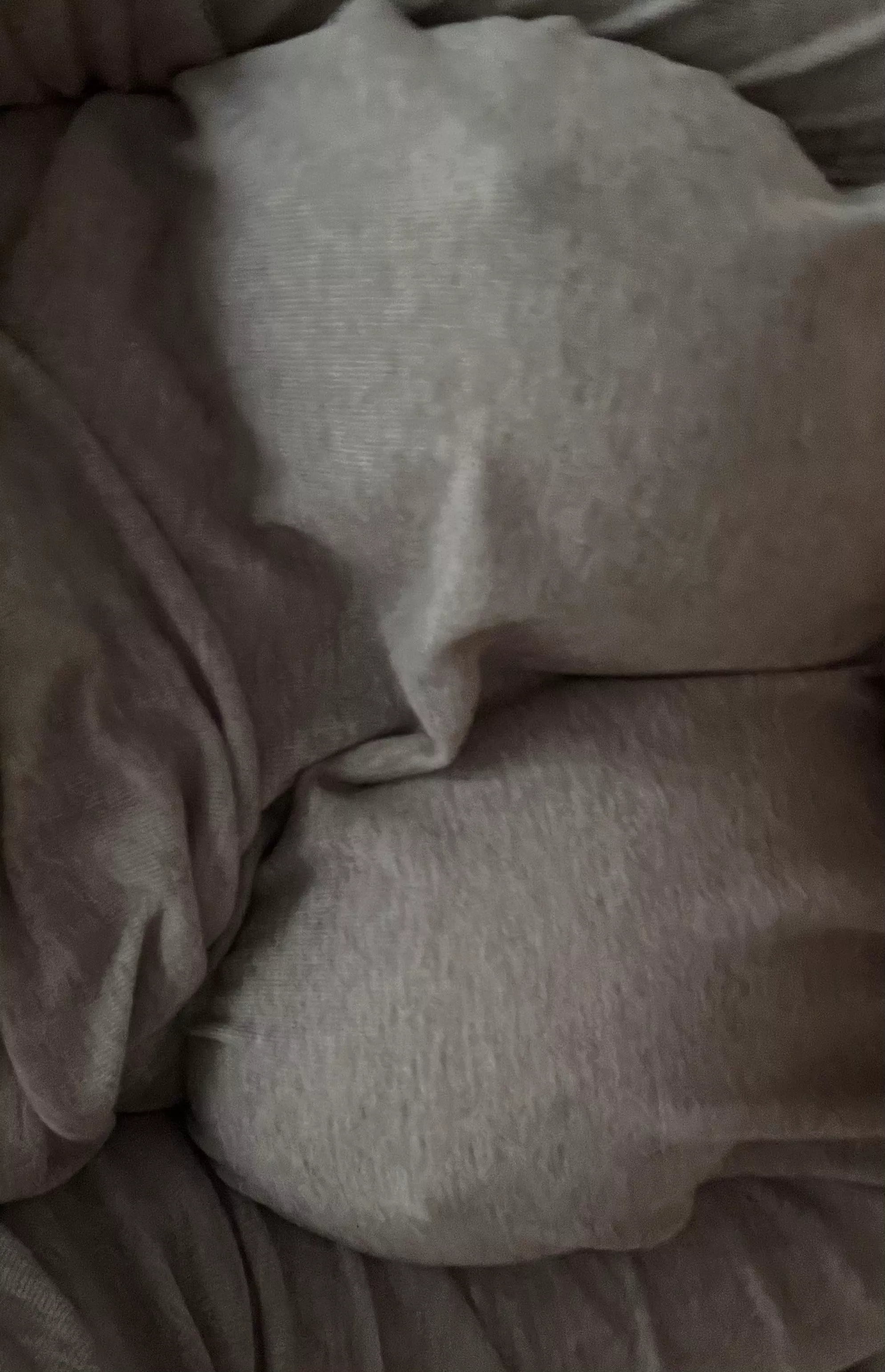 No bra day for my melons 🍈