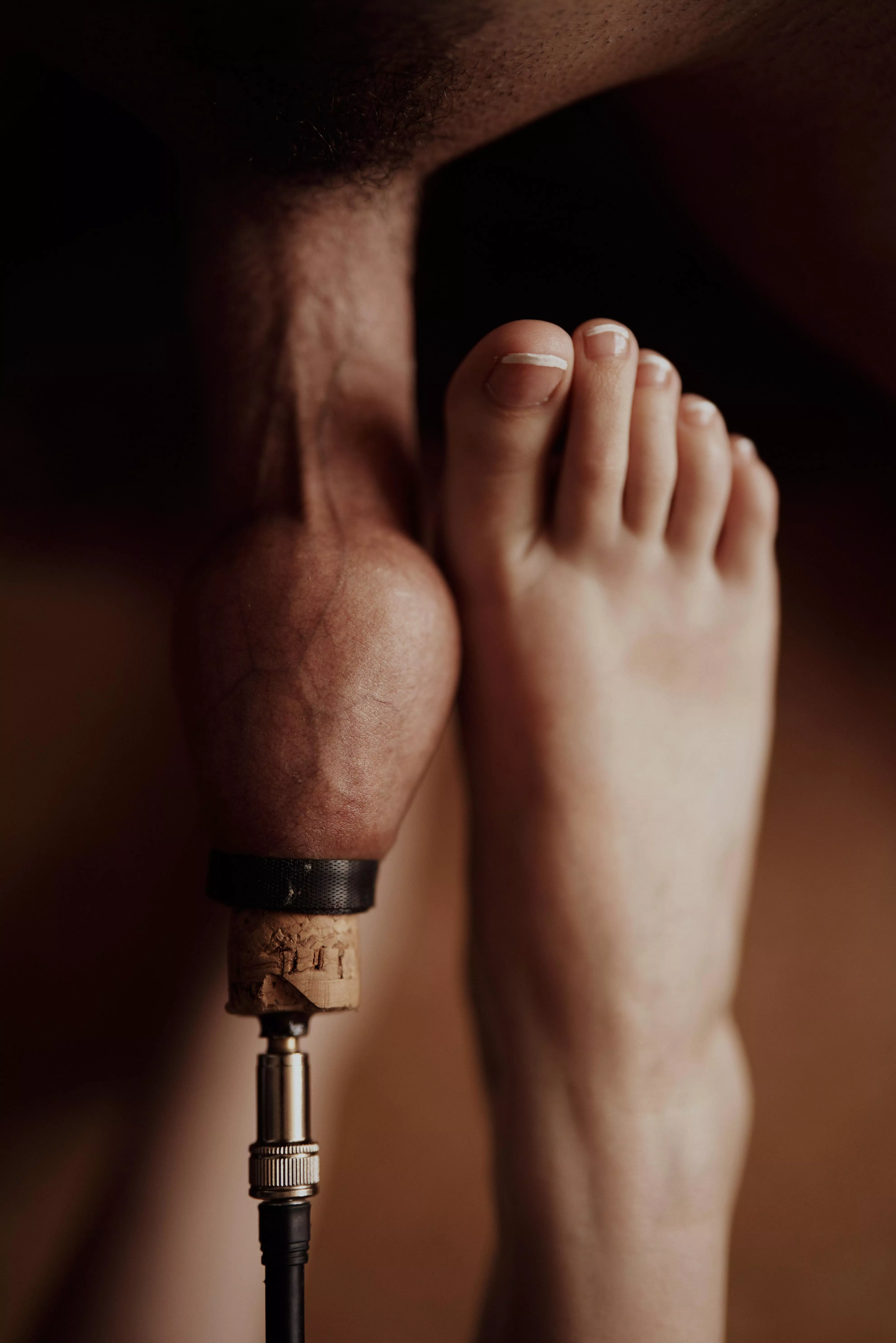 Nude feet and inflated foreskin 🎈