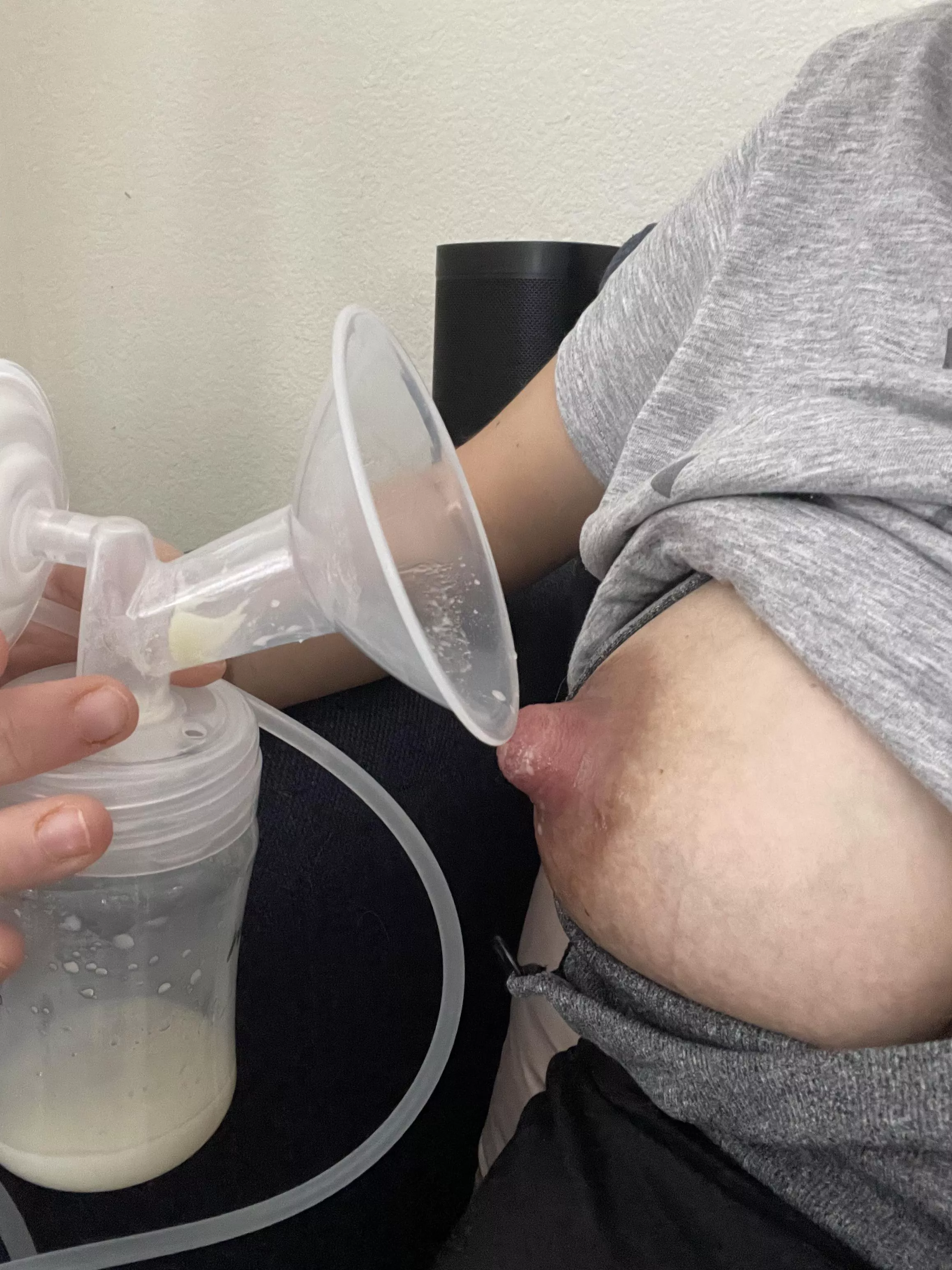 [OC] Milk 🍼 pumping every 2-3 hours