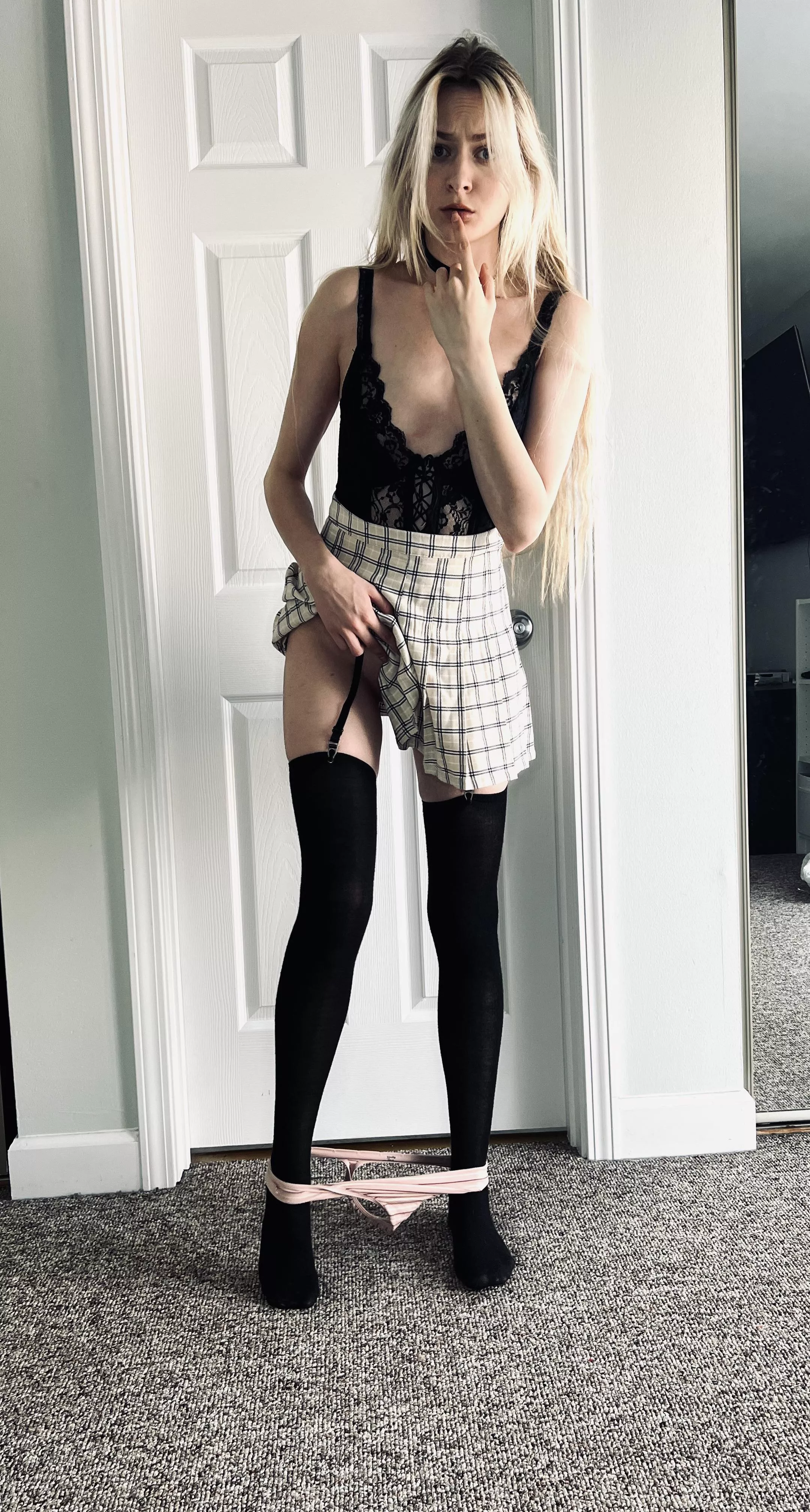 Oops, dropped my panties 🤭