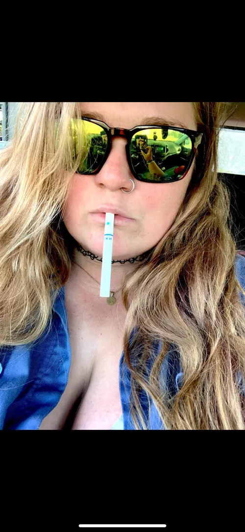 Tbh, I’ve tried vaping but it just doesn’t do it for me. Cigarettes never need to be re-charged 😝